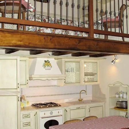 Vakantiehuis Locazione Turistica Casa La Storta Castiglione dʼIntelvi
